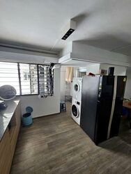 Lucky Plaza (D9), Apartment #561796521
